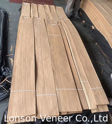 0.45 mm Veneer de madera de roble blanco para puertas de grado AA longitud 120-220cm