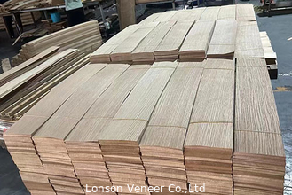 Europa Veneer de suelo de madera de roble blanco de grado AB de color claro 0,6 espesor