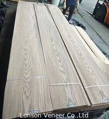 Veneer de madera de roble rojo de 0,45 mm de espesor Panel de corte de corona de grado AAA