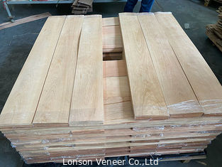 capa superior negra gruesa de 0.7m m Cherry Wood Veneer Engineered Flooring
