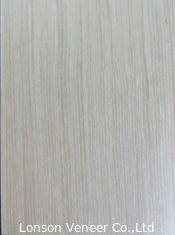 ISO9001 reconstituyó el uso de madera de la hoja de la puerta de la chapa de Ayous de la madera contrachapada de la chapa