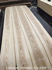 Longitud gruesa blanca del OEM Ash Wood Veneer Crown Cut 0.45m m 120m m