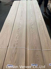 La chapa 4m m de madera de roble blanco de la humedad del 8% chapea la madera dura dirigida