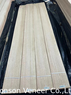 Largo 300 cm Panel de carilla de madera de roble rojo de quercus Grado AAA espesor 0,5 mm
