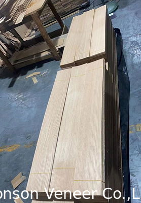 Europa Pavimento de madera de roble blanco Veneer AB de color claro de grado 1.2 espesor