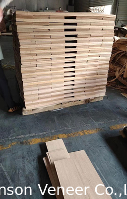 Europa Pavimento de madera de roble blanco Veneer AB de color claro de grado 1.2 espesor