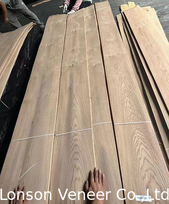 0.5mm Grado Nudo Blanco Veneer de madera de roble para puertas de muebles de estilo retro