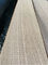 El roble blanco aserrado cuarto ISO9001 chapea la chapa de madera de los muebles de 0.7m m