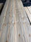 La rebanada de la chapa de madera de la decoración interior 0.6m m cortó la chapa del pino nudoso